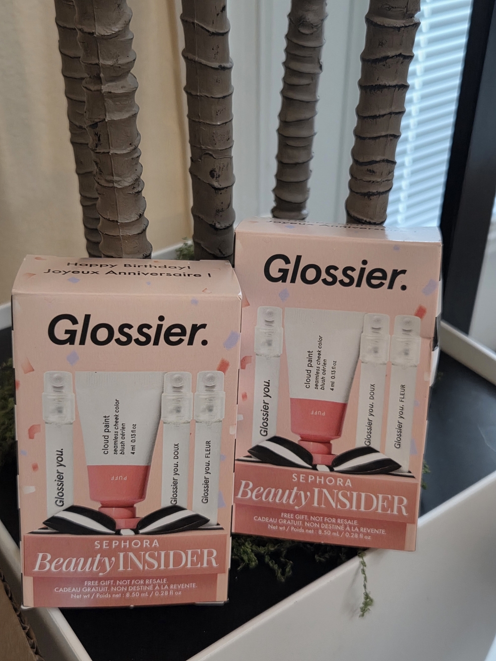 Glossier Cloud Paint Trio - Soft Pink & Coral Packaging